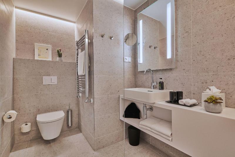 Adina Apartment Hotel Cologne - Oda