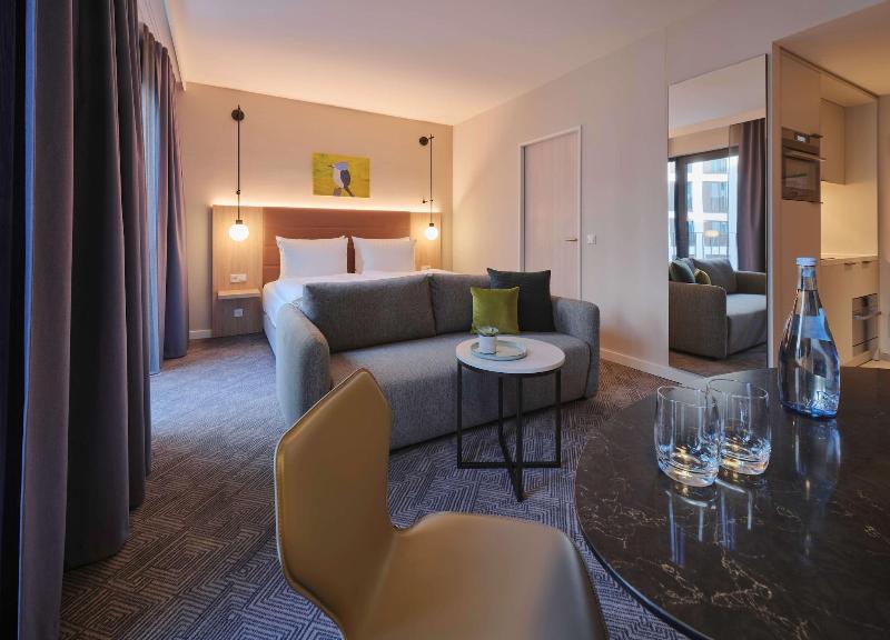 Adina Apartment Hotel Cologne - Oda