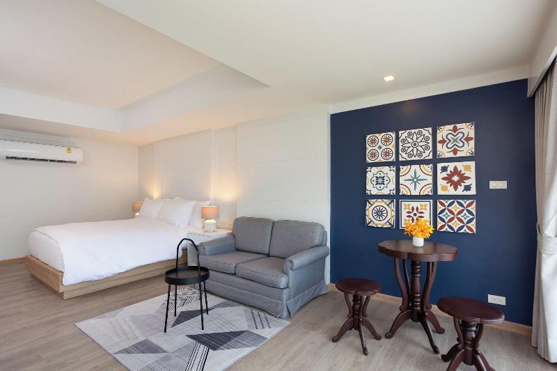 Anona Beachfront Phuket Resort - Lobi