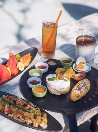 Anona Beachfront Phuket Resort fotoÄŸrafÄ±
