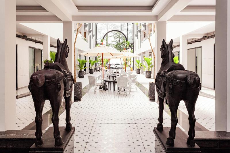Anona Beachfront Phuket Resort - Restoran
