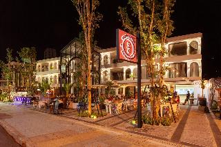 Anona Beachfront Phuket Resort fotoÄŸrafÄ±