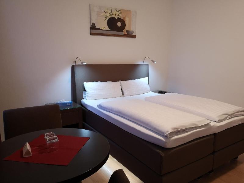 Hotel Tuniberg - Oda