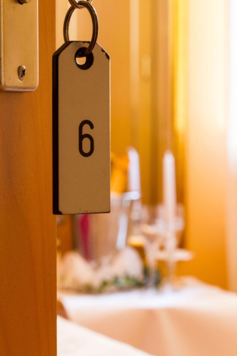 Hotel Tuniberg - Oda