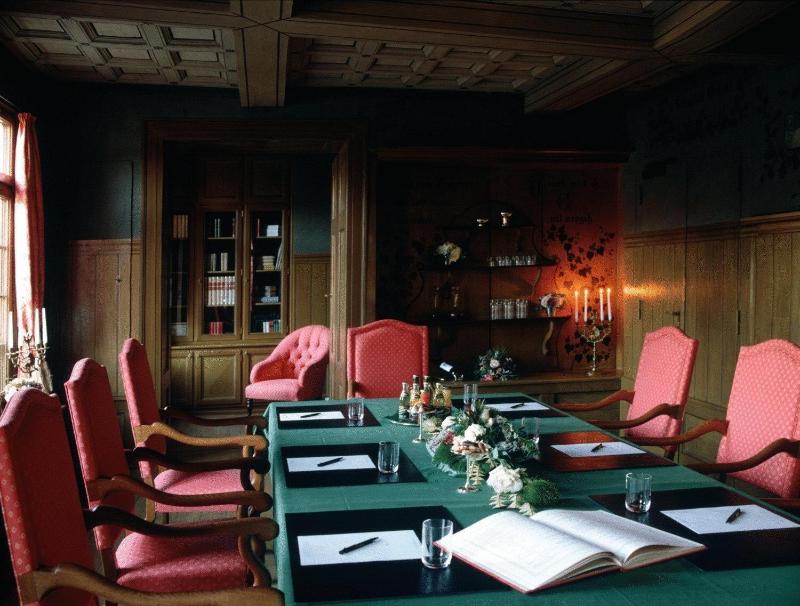 Hotel Herrenhaus von Low - Toplantı