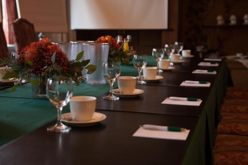 Hotel Herrenhaus von Low - Toplantı