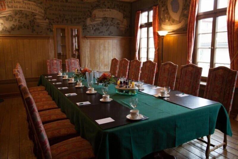 Hotel Herrenhaus von Low - Toplantı
