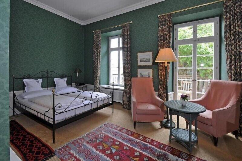 Hotel Herrenhaus von Low - Oda