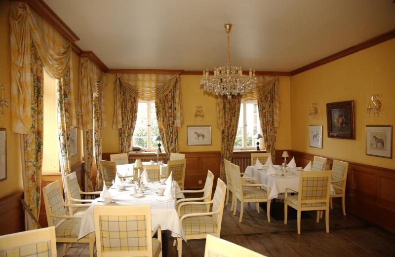 Hotel Herrenhaus von Low - Restoran