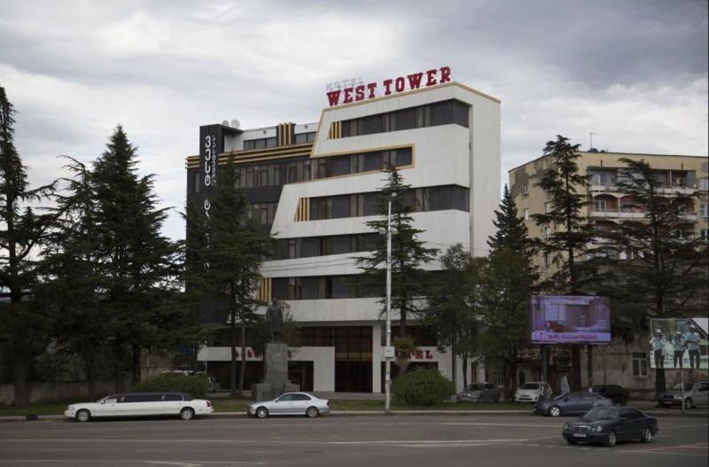 West Tower Hotel - Genel