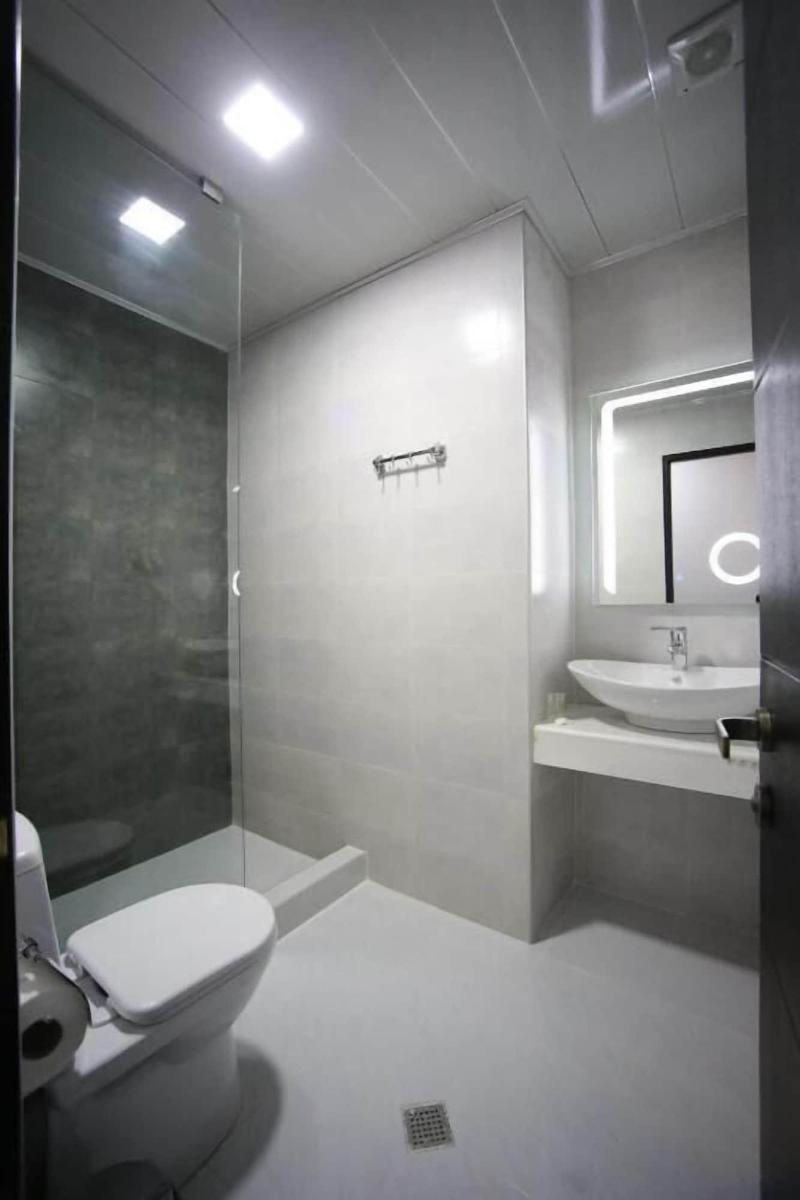 West Tower Hotel - Oda