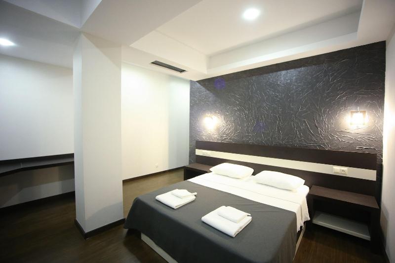 West Tower Hotel - Oda