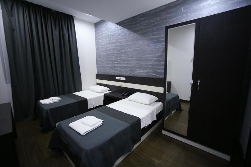 West Tower Hotel - Oda