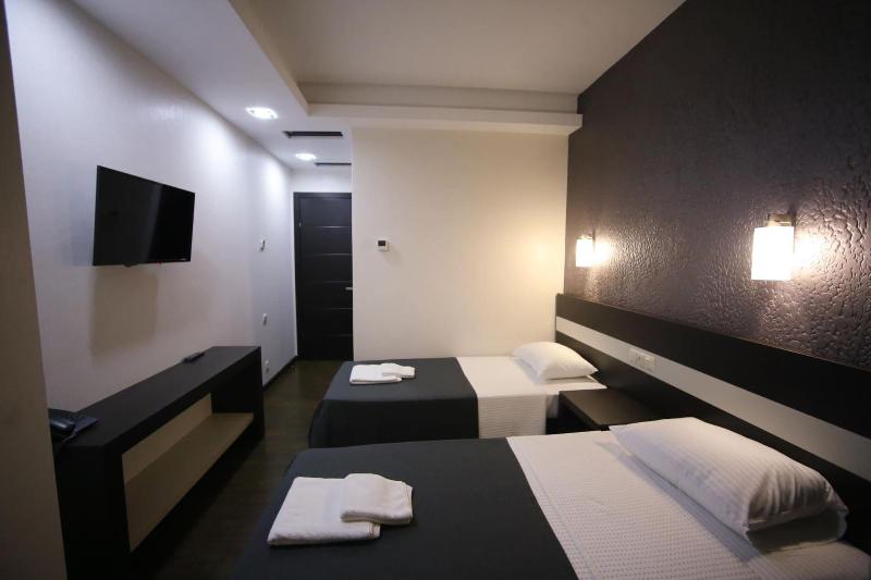 West Tower Hotel - Oda