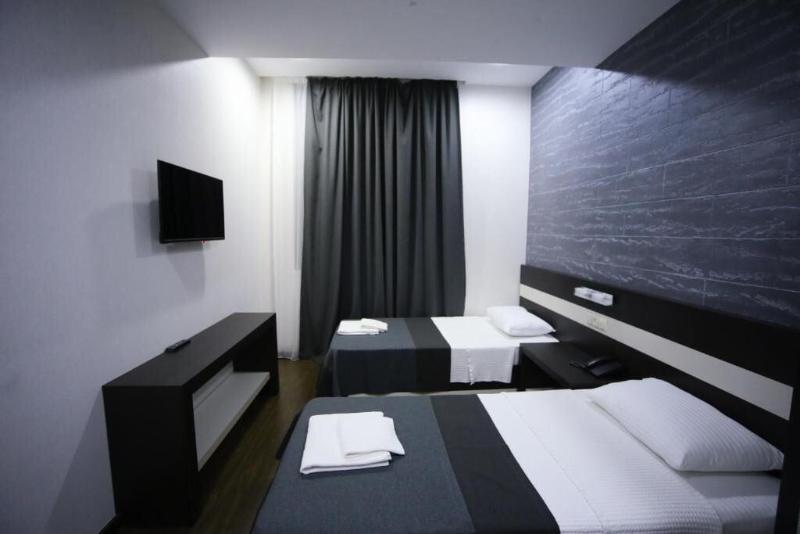 West Tower Hotel - Oda