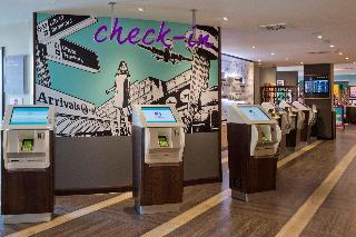 Premier Inn Heathrow Airport Terminal 4 fotoÄŸrafÄ±