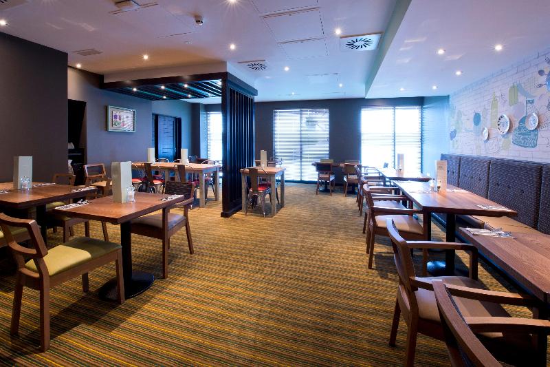 Premier Inn Heathrow Airport Terminal 4 - Restoran
