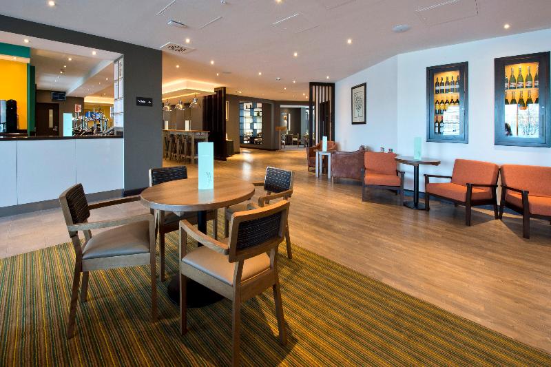 Premier Inn Heathrow Airport Terminal 4 - Restoran