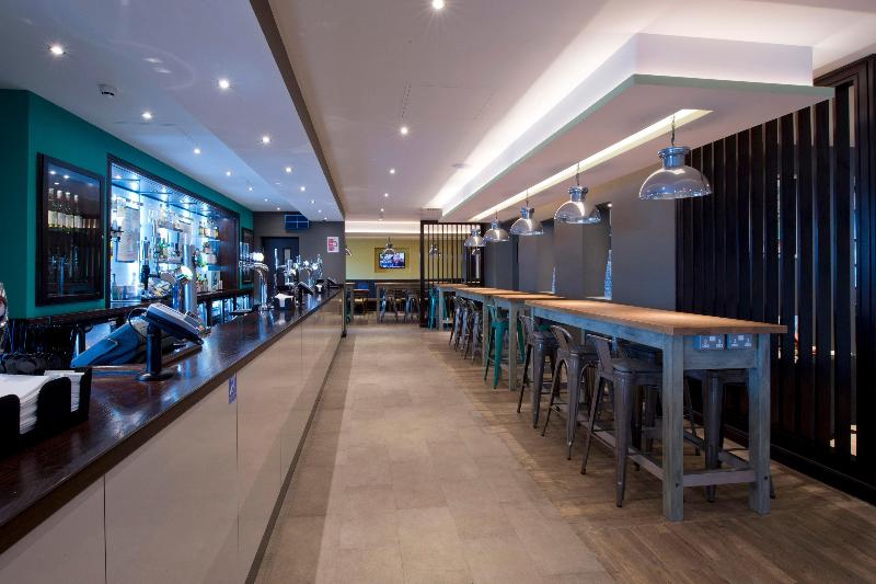 Premier Inn Heathrow Airport Terminal 4 - Restoran