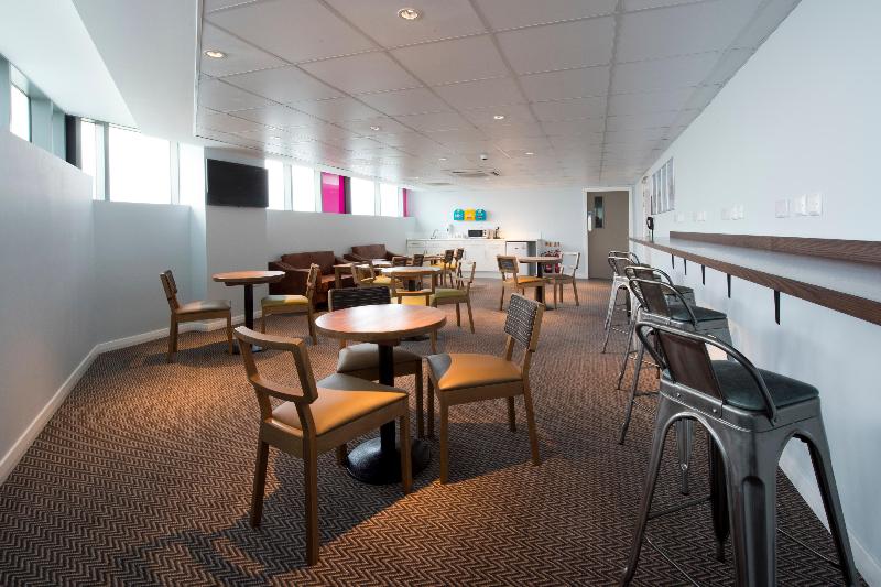 Premier Inn Heathrow Airport Terminal 4 - Restoran