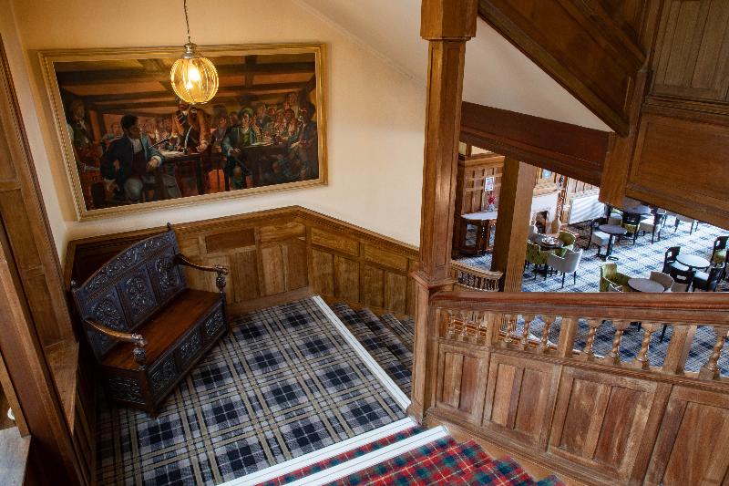 Highland Hotel - Lobi