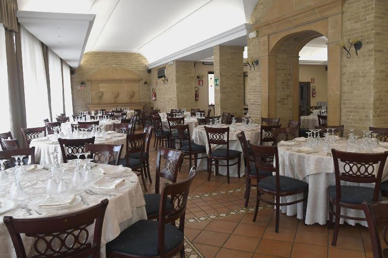 Hotel Villa Romana - Restoran
