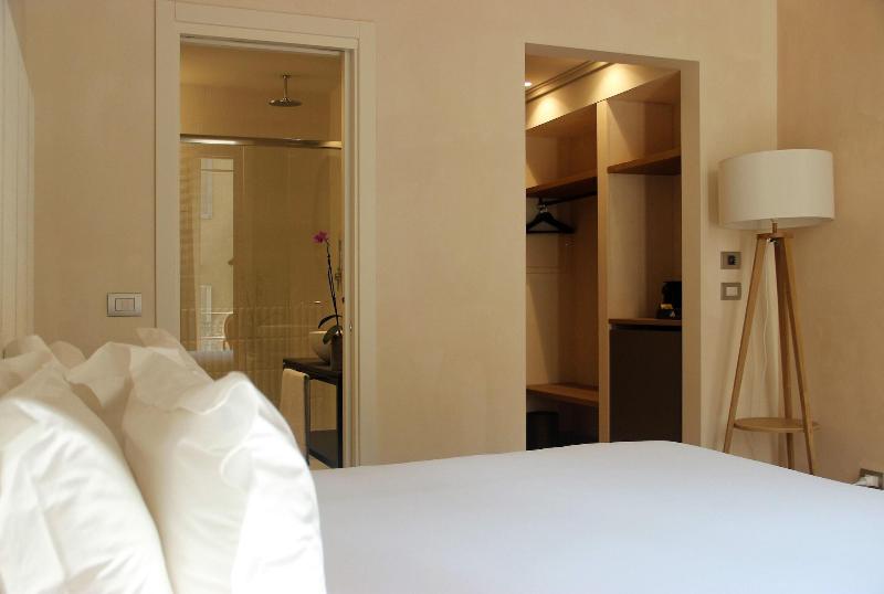 Hotel Opera 35 - Oda