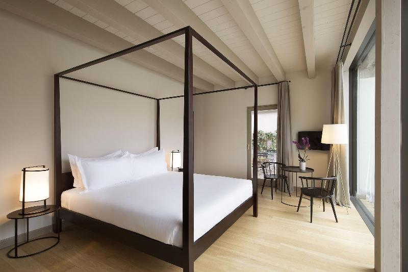 Hotel Opera 35 - Oda