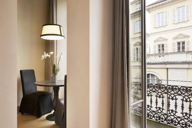 Hotel Opera 35 - Oda