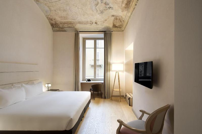Hotel Opera 35 - Oda