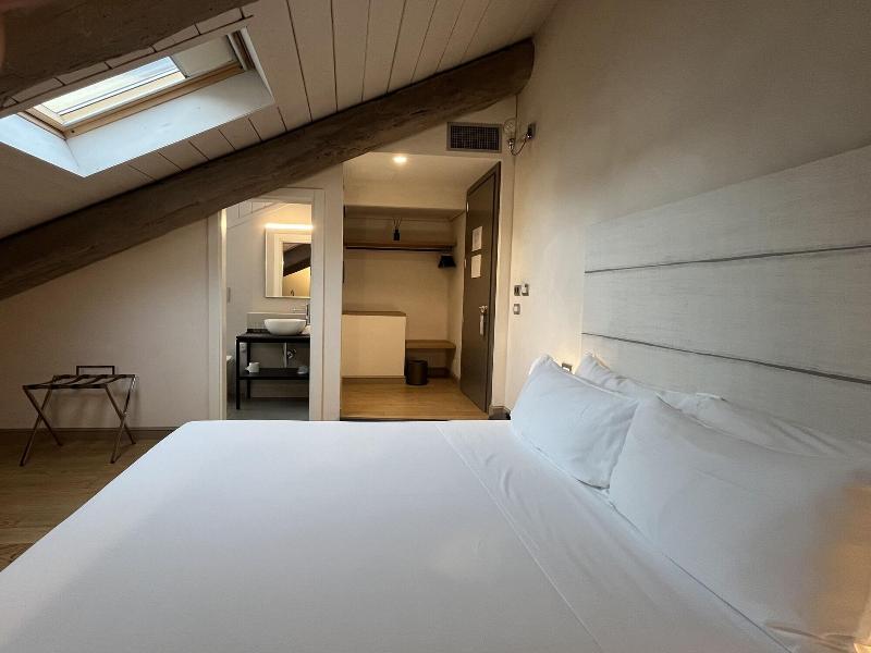 Hotel Opera 35 - Oda