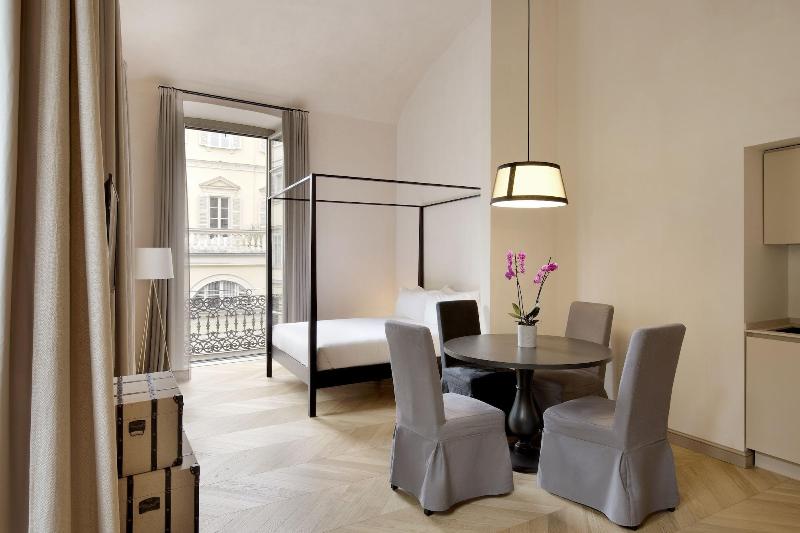Hotel Opera 35 - Oda