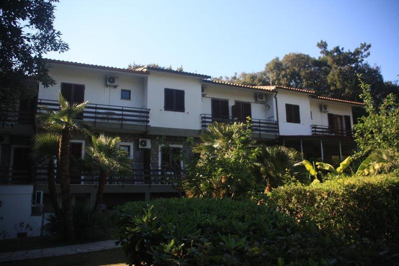Eden Park Hotel - Genel