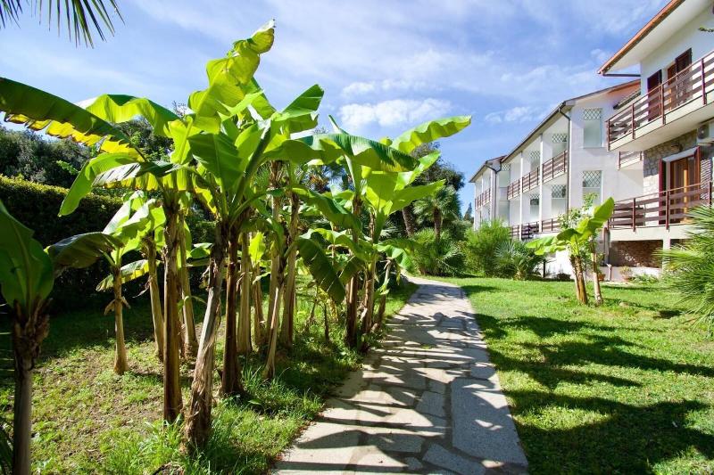 Eden Park Hotel - Genel