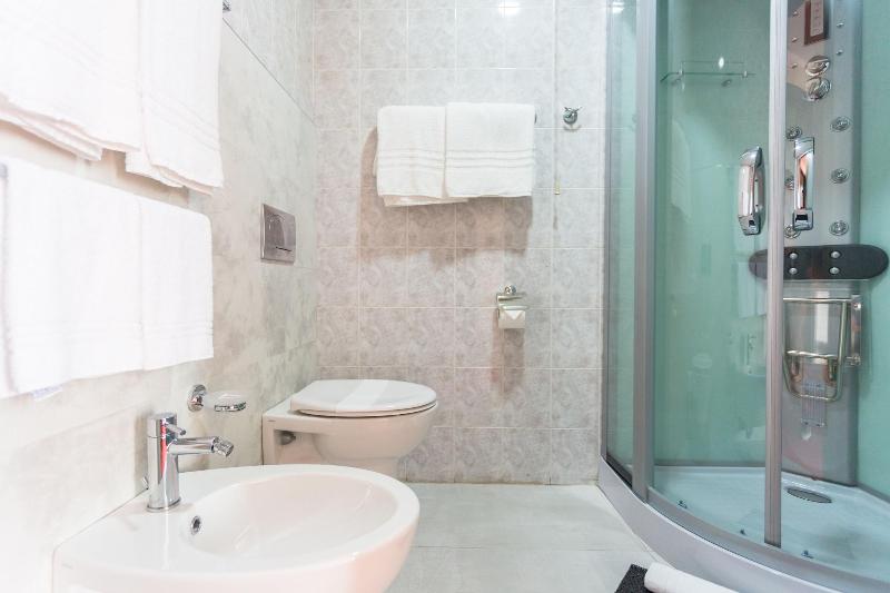 Hotel Italia Dormelletto - Oda