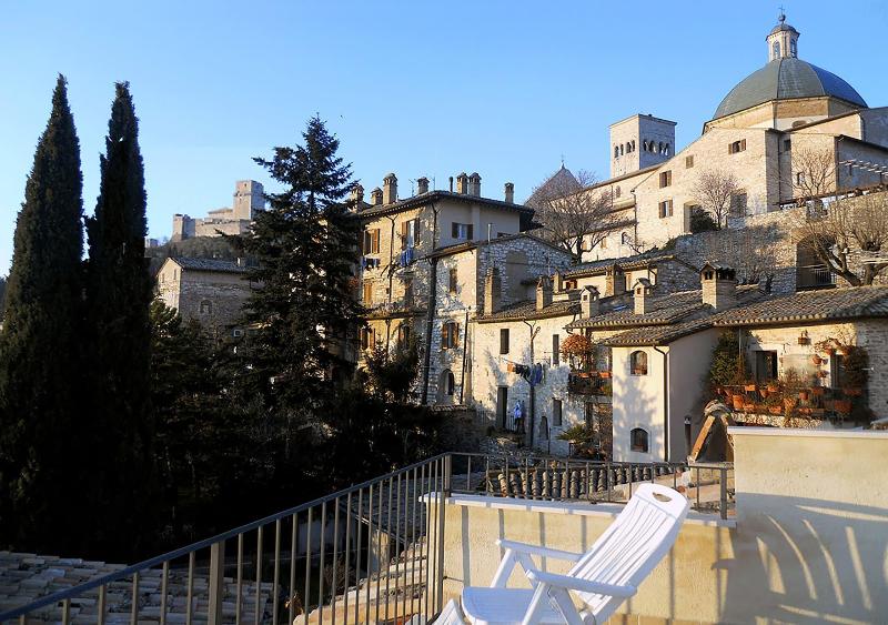 Camere Gambacorta - Genel