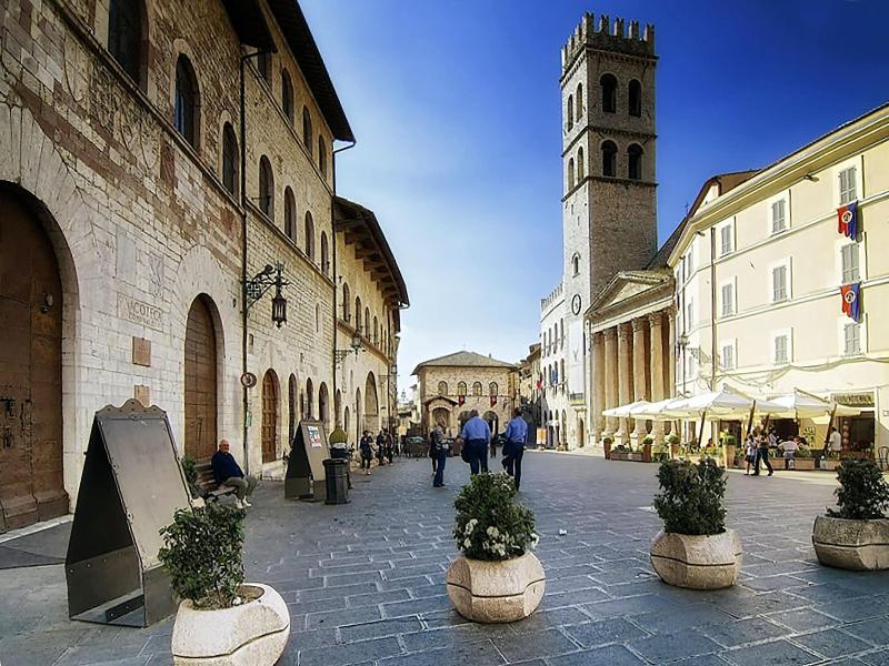 Camere Gambacorta - Genel