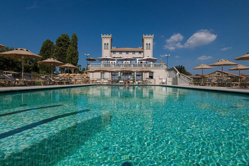 Castello Bonaria - Havuz