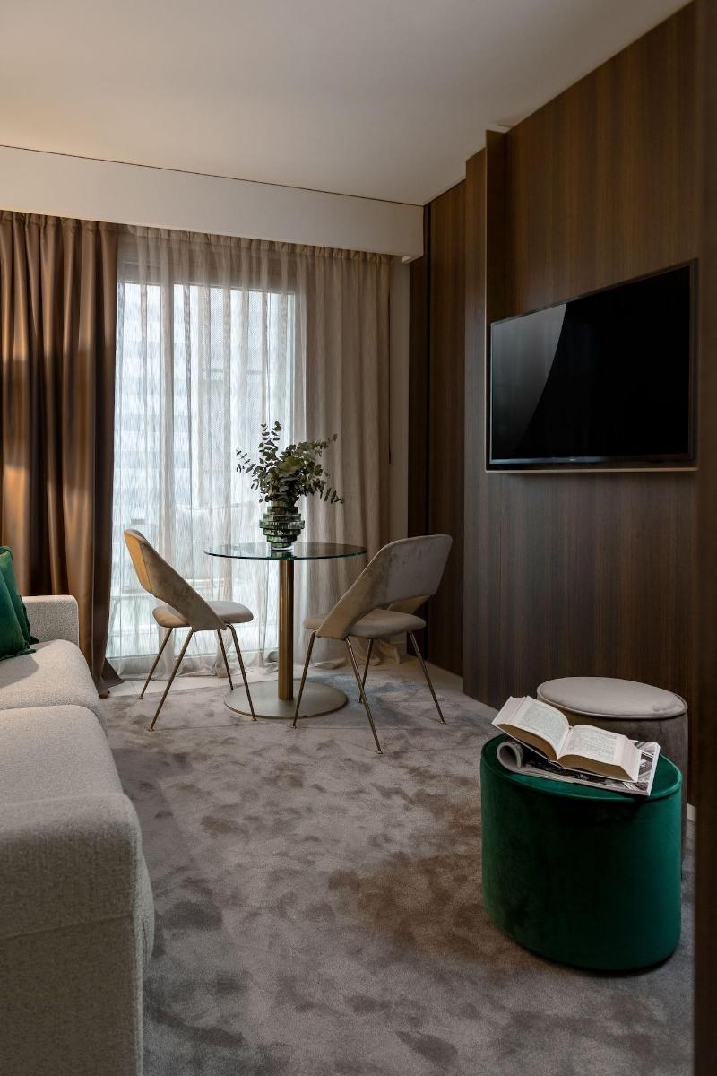 We.me Suite Hotel - Oda