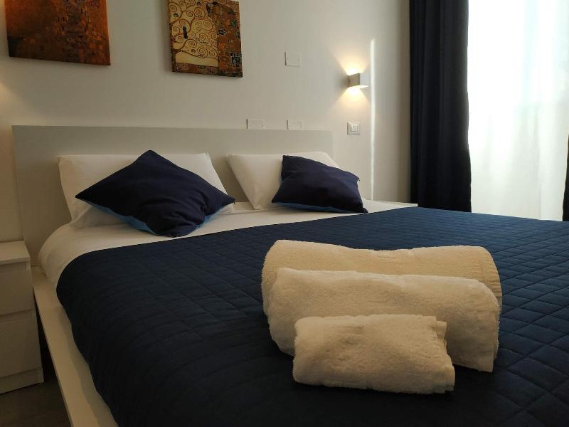 Palazzo Verdi B&B - Oda