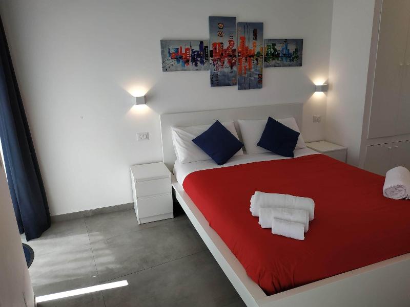 Palazzo Verdi B&B - Oda