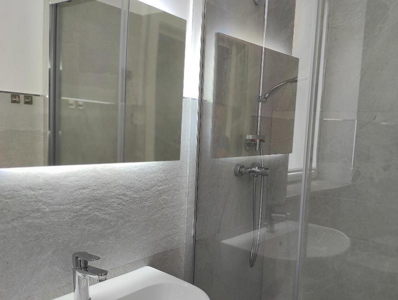Palazzo Verdi B&B - Oda