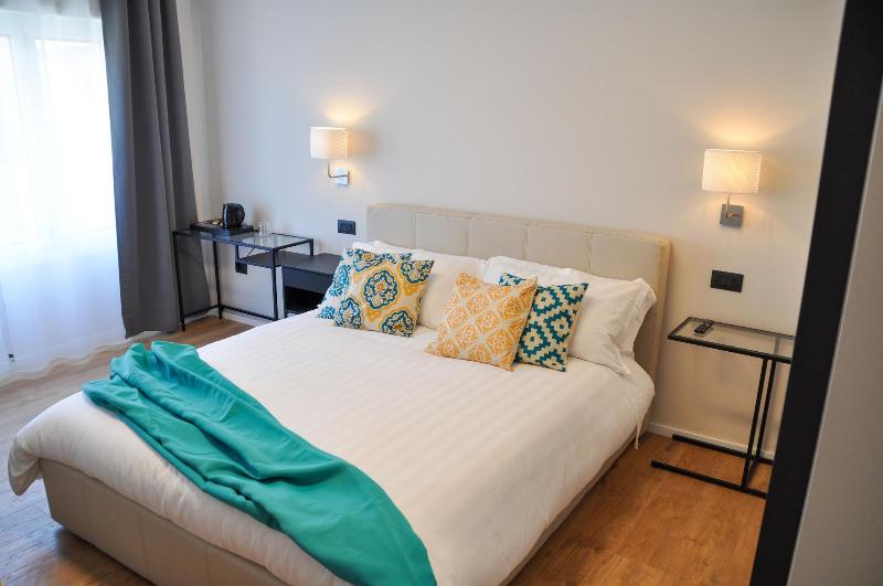 Eva Luxury Rooms Cagliari - Oda