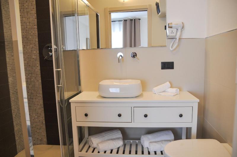 Eva Luxury Rooms Cagliari - Oda