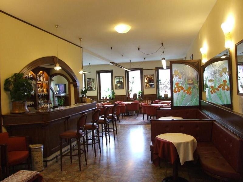 Hotel Caminetto Mountain Resort - Bar