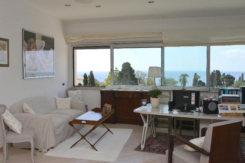 Maison Blanche Luxury B&B Taormina - Lobi