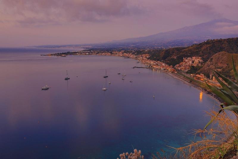 Maison Blanche Luxury B&B Taormina - Oda