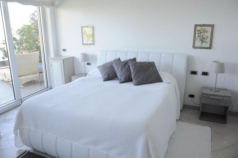 Maison Blanche Luxury B&B Taormina - Oda
