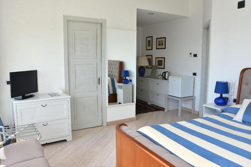 Maison Blanche Luxury B&B Taormina - Oda
