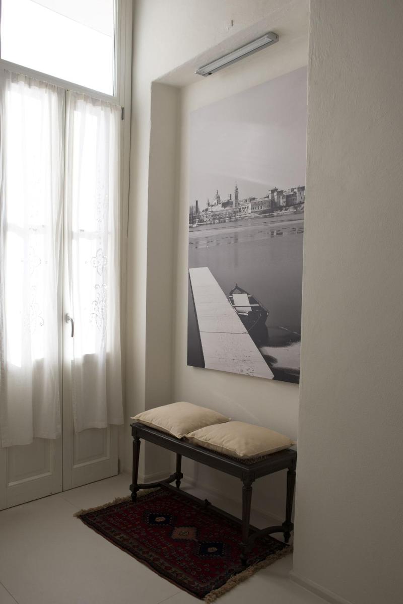 Palazzo Arrivabene B&B - Oda